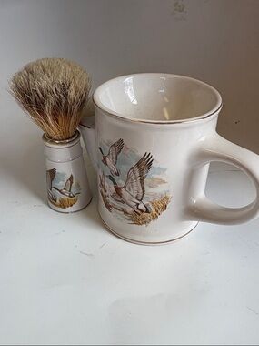 Vintage Royal London Duck Print Shaving Mug & Brush Set - Cream